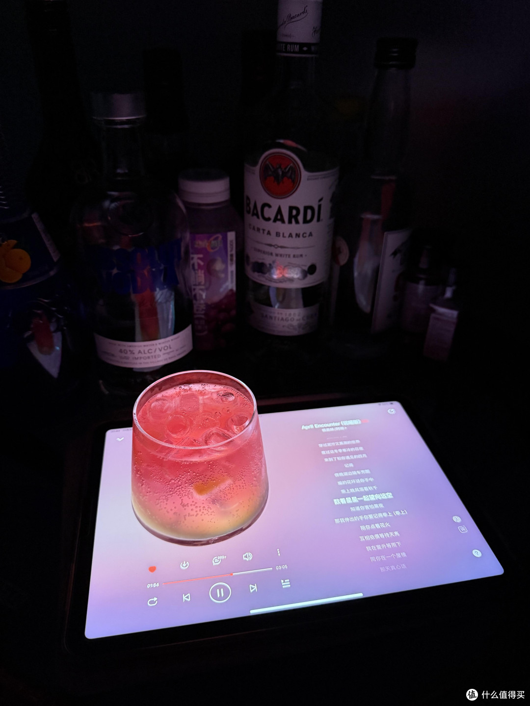 职场情绪消耗与四款微醺酒适配指南