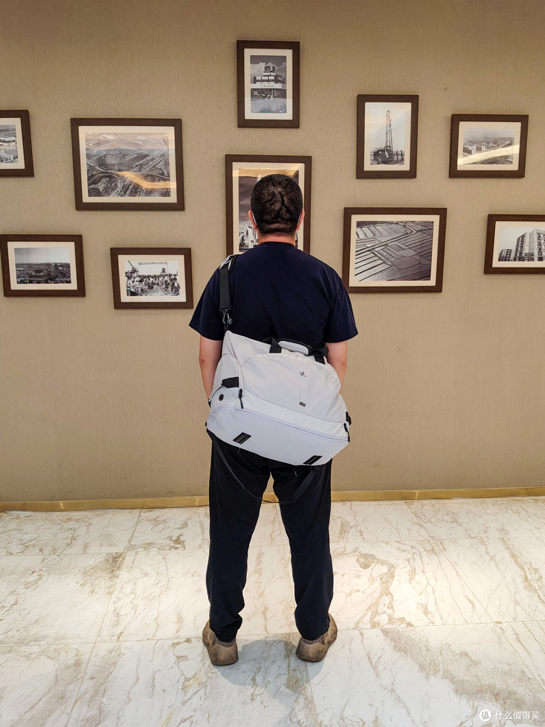 42L容量到底够不够?GYXX盖世M1斜挎旅行包扩展版实测体验