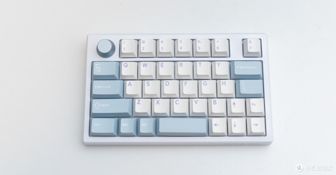 单手键盘打FPS游戏！有必要吗？黑爵 AK039 磁轴有线键盘分享