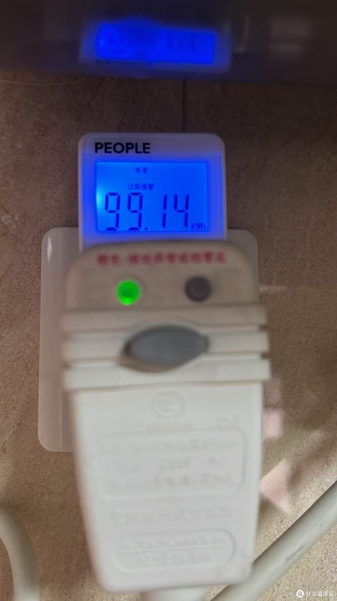 热水器一直开着真省电吗?我和媳妇吵了三年,算完账才明白