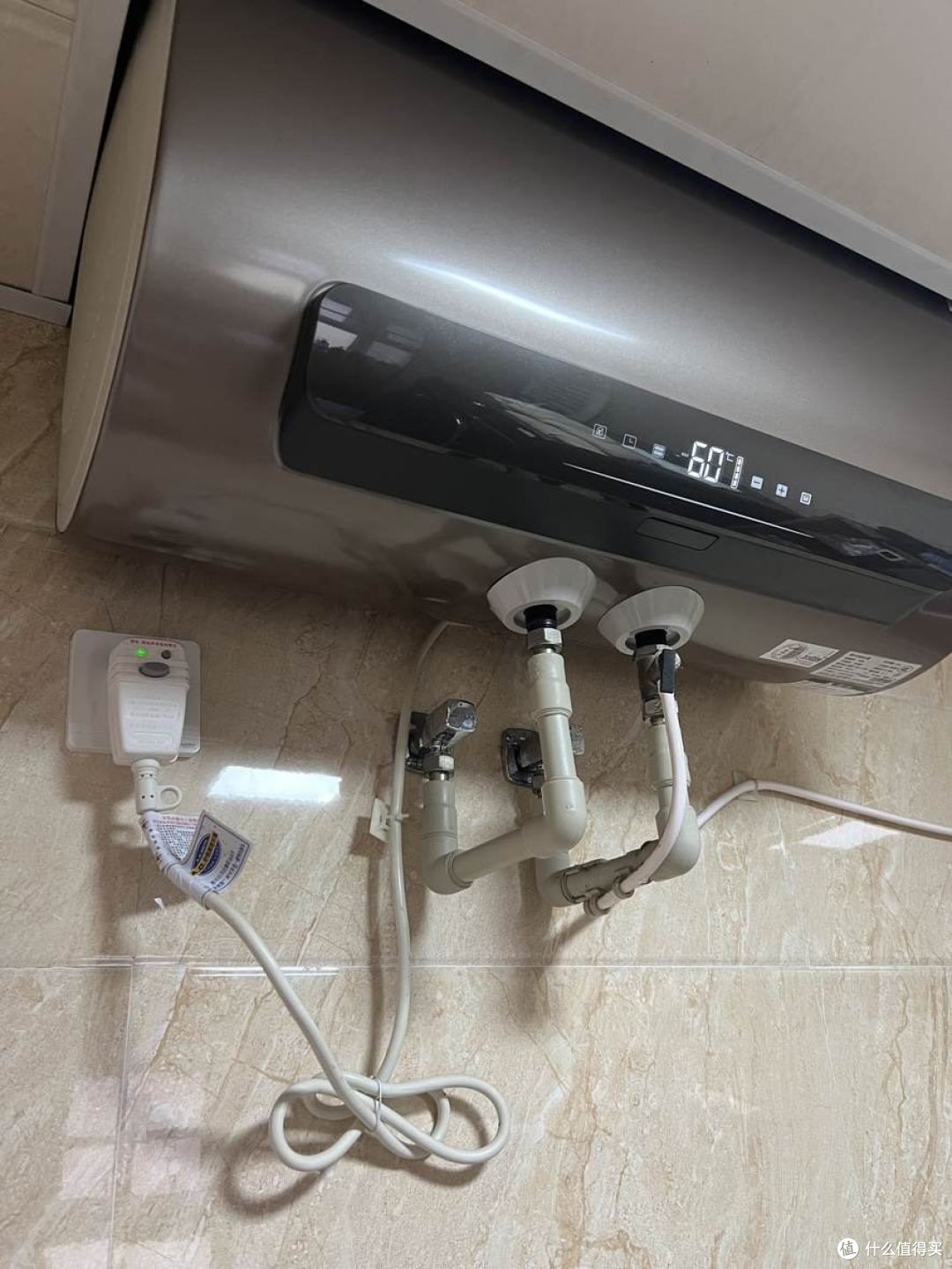 热水器一直开着真省电吗?我和媳妇吵了三年,算完账才明白