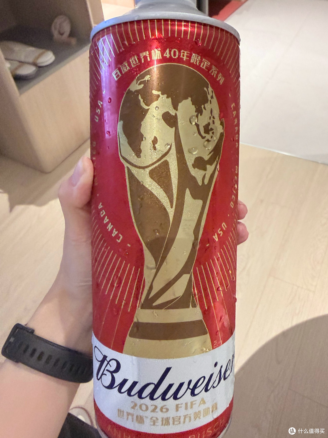 下班后的仪式感,是这罐百威给的