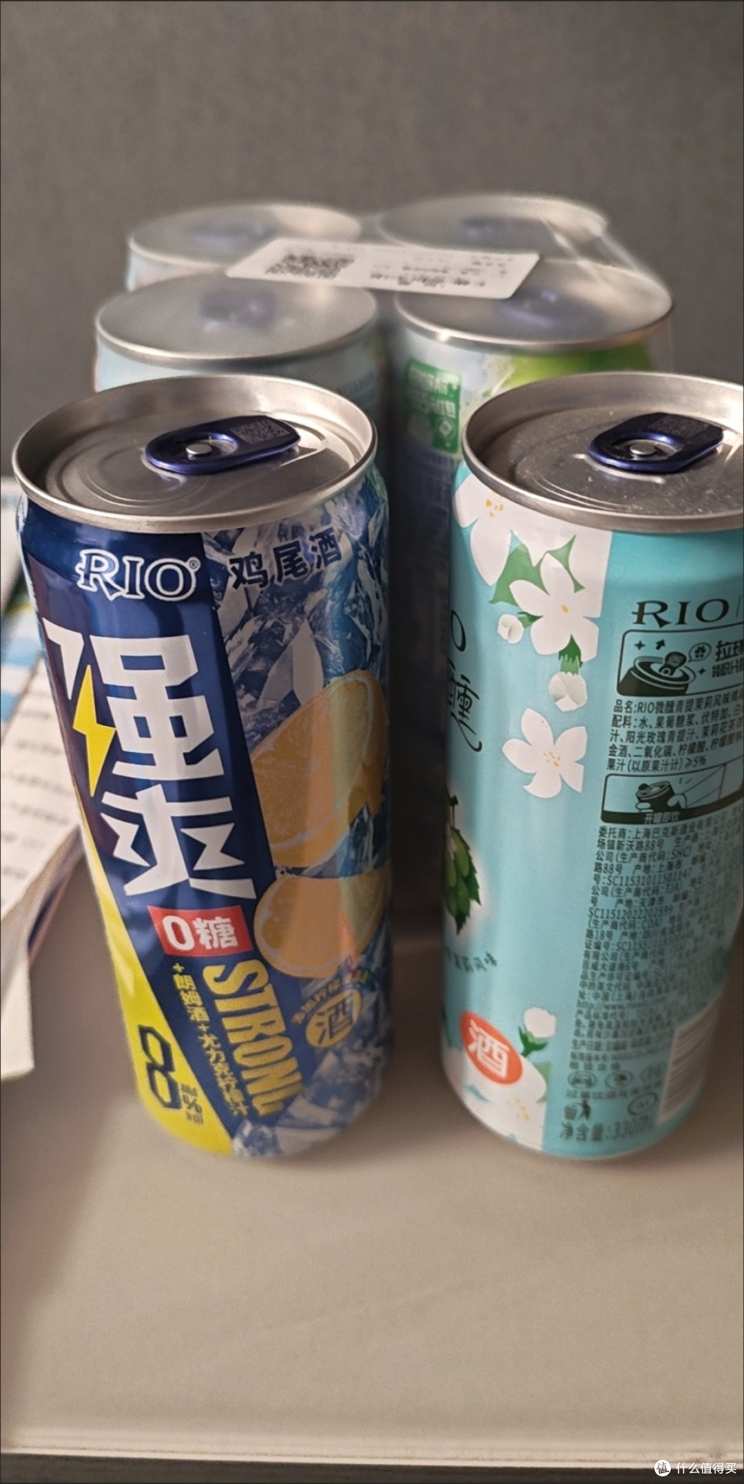 本酿造清酒与独处夜晚的松弛感