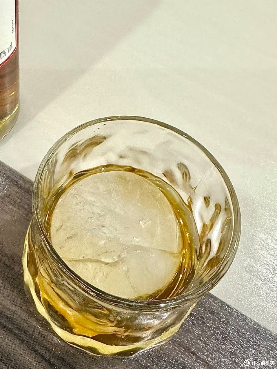 一人饮是最高级的自由:这杯威士忌,我谁都不用敬