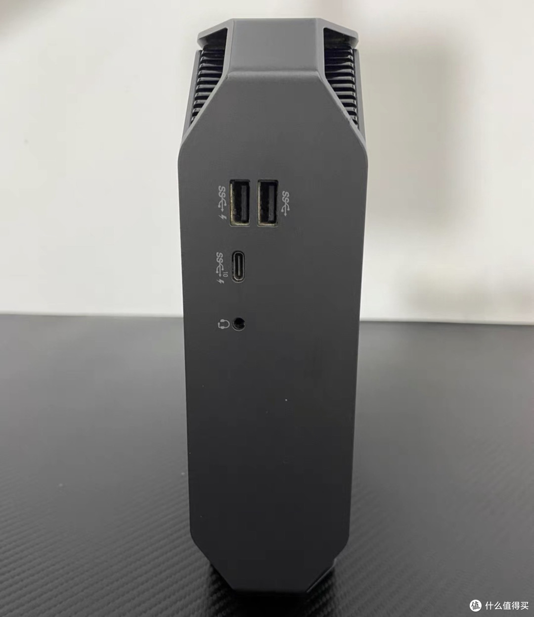 闲鱼惊现惠普Z2 Mini G4,至强六核加专业卡,950的企业淘汰机?