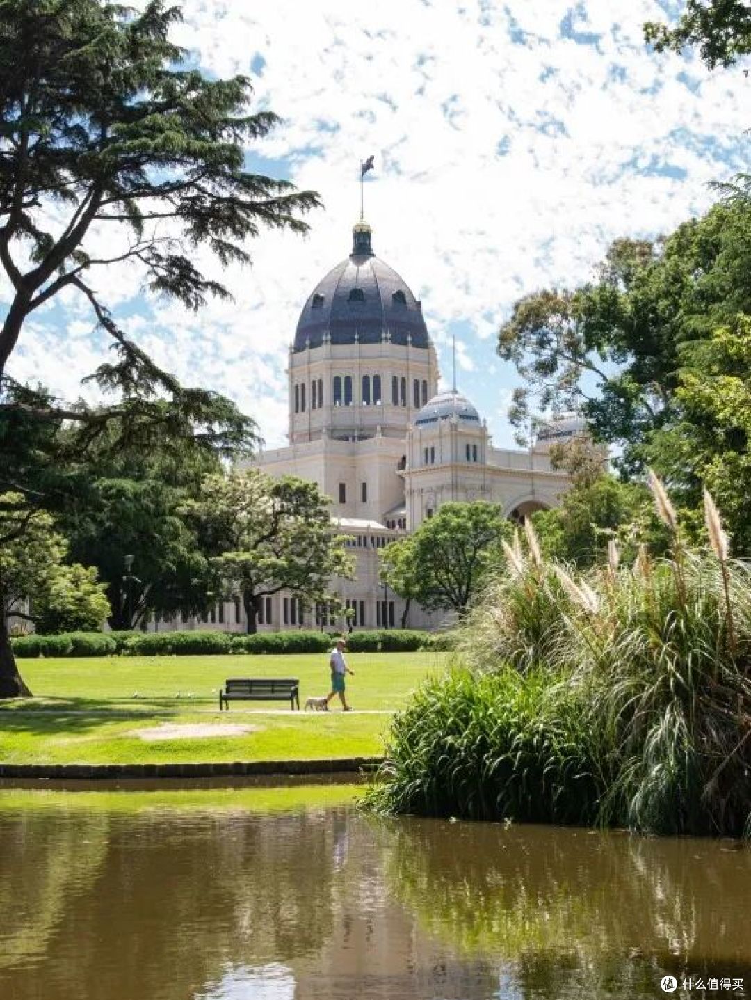 ● Carlton Gardens, Melbourne, Victoria  📷 / © Visit Victoria