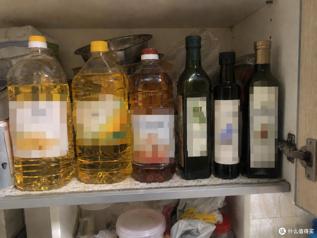 我把8种油拉进Excel算了笔账：补同样的ω-3，贵的那瓶要多花160倍