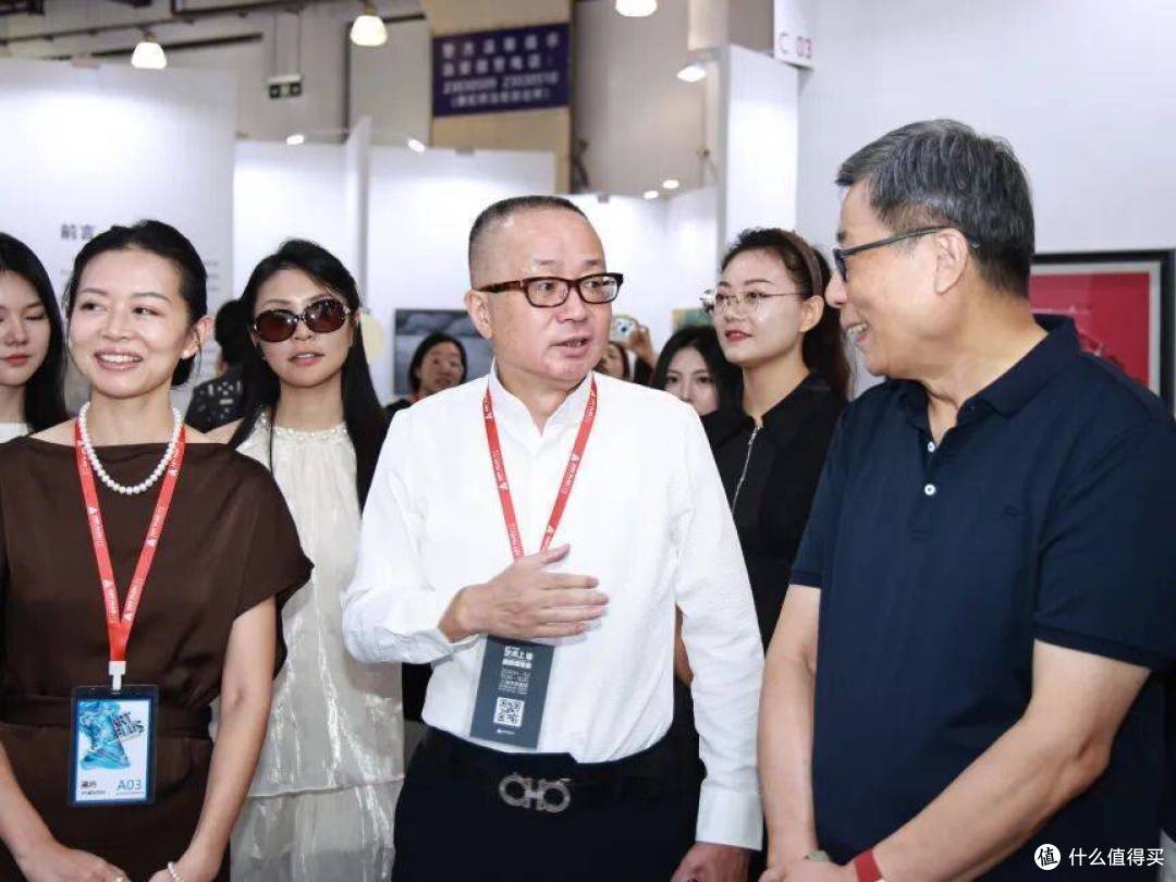艺术热浪席卷申城 | 卡咔度闪耀“2026艺术上海”藏家VIP专场