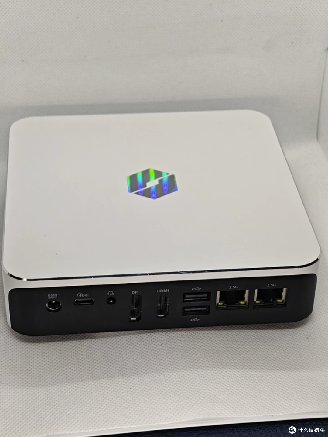 二手鱼塘惊现机械革命8845HS迷你主机！32GB+1TB仅3开头，值吗？