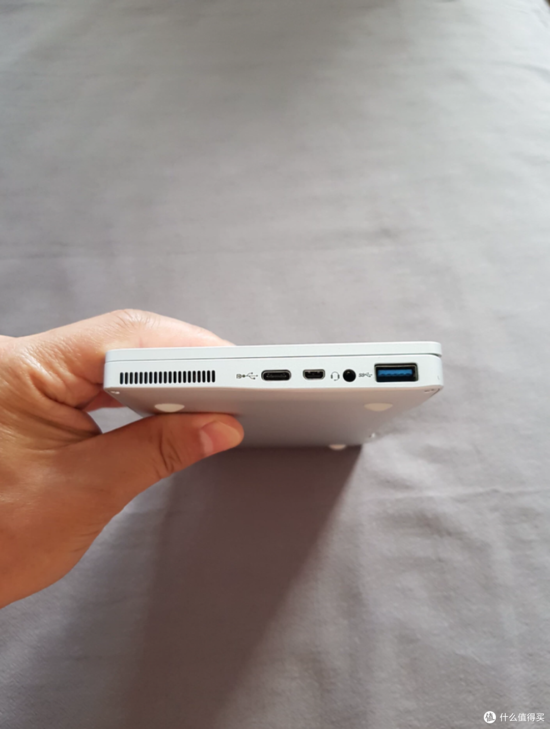二手鱼塘惊现旗舰GPD Pocket口袋本！当年小四千现在只要大几百？