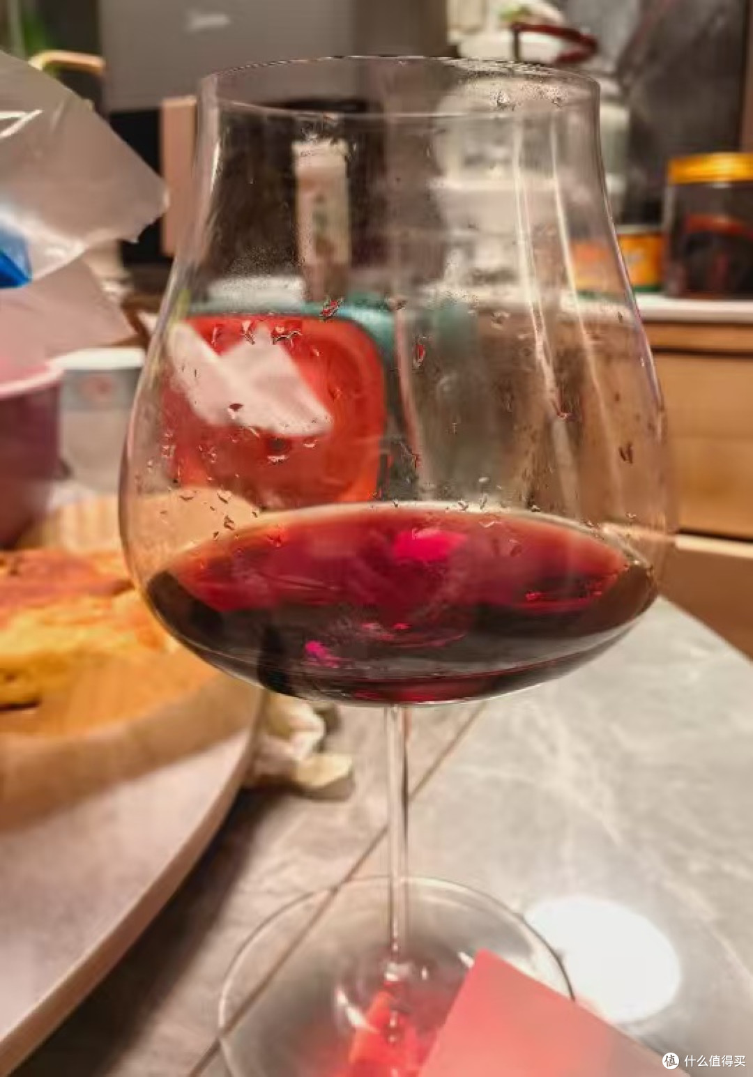 下班的仪式感：一杯花香果酒，洗去一天的疲惫