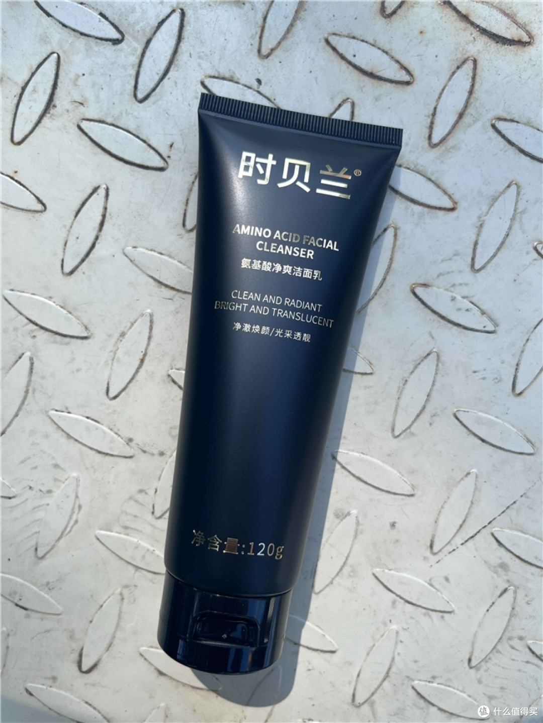 换季干到起皮的通勤族,干性皮肤用什么洗面奶好