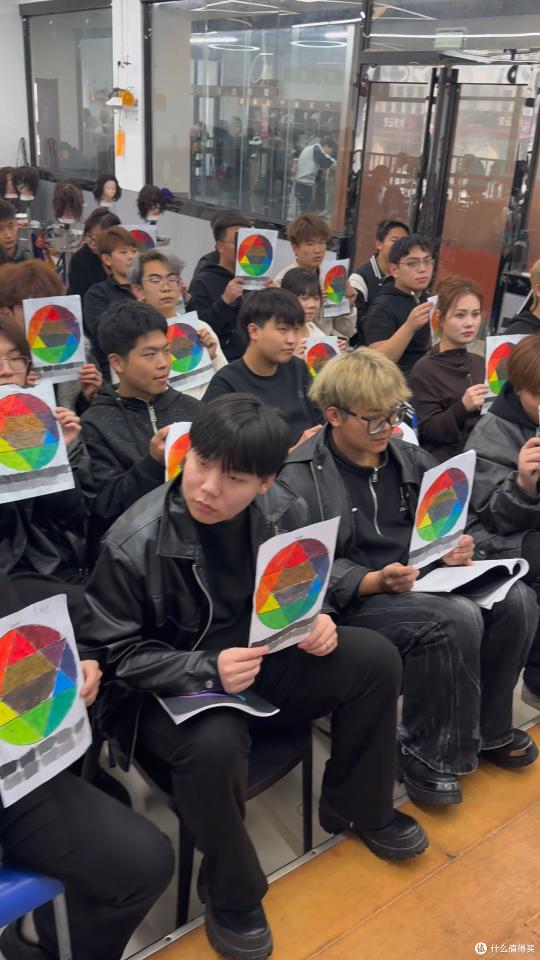 花几千到上万学美发,到底差在哪里?过来人的选择建议