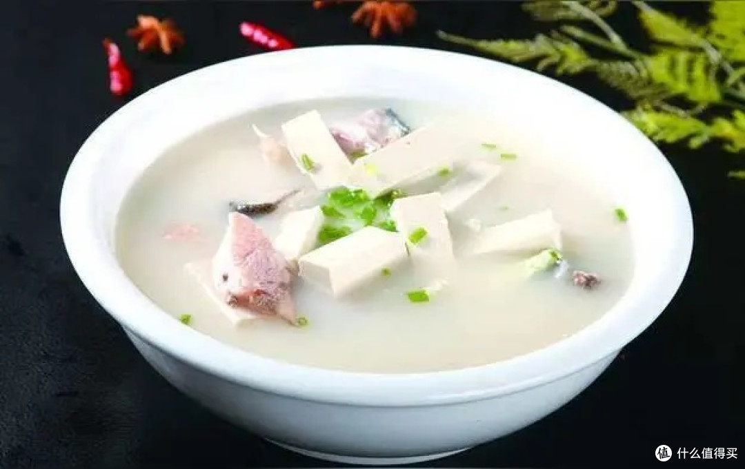 鱼头豆腐汤，一锅鲜暖慰家常