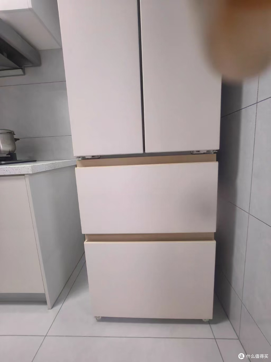 小户型家电首选✅美菱小确杏超薄零嵌冰箱