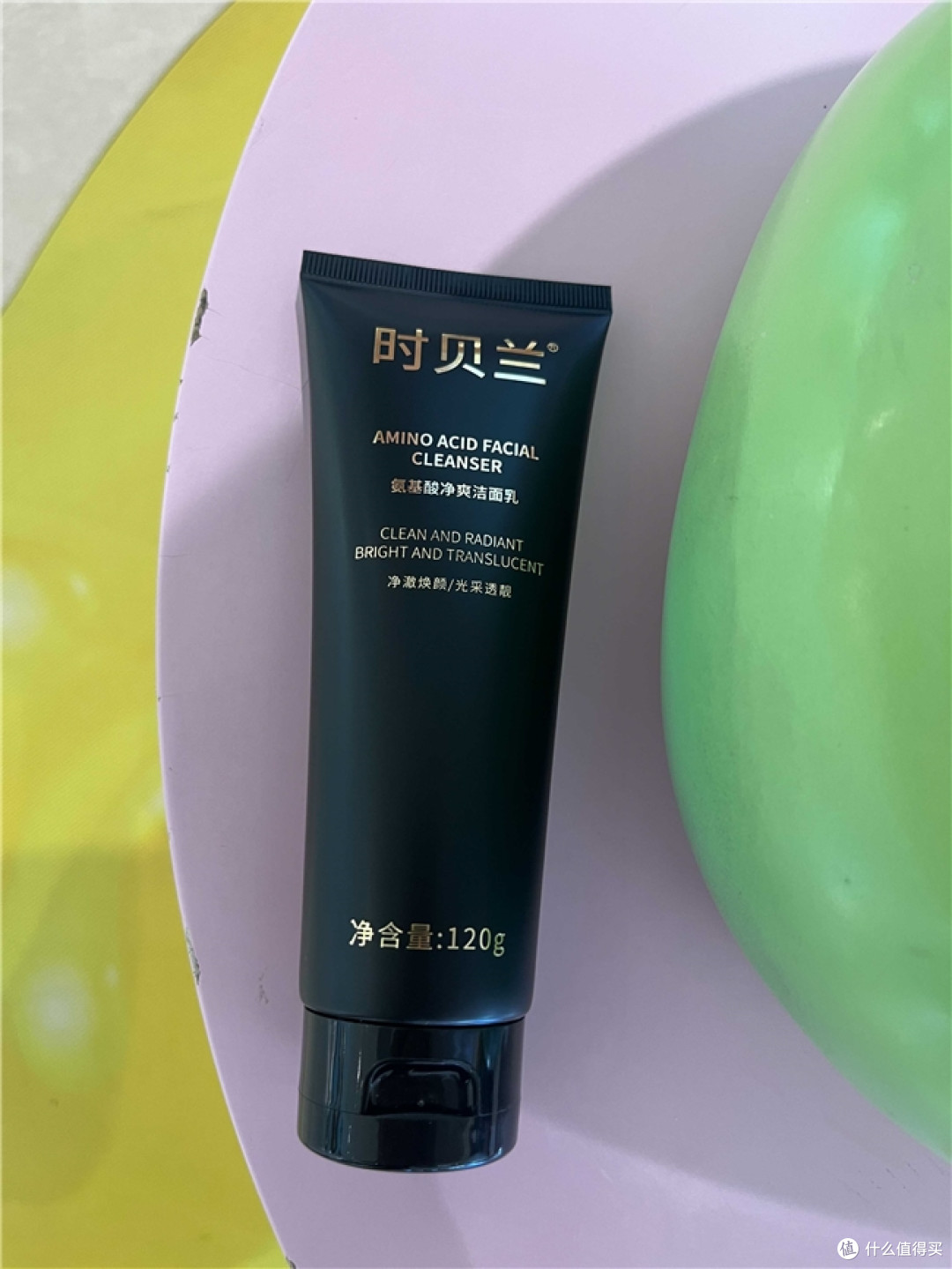 T区半天就冒油黑头反复的学生党，平价洗面奶这样挑清洁收敛毛孔