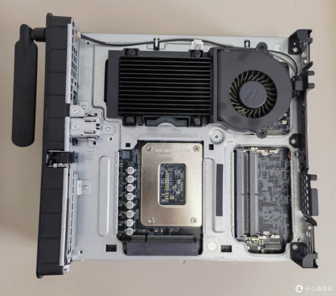闲鱼大量涌入联想P360，12核i7加DDR5 ECC，1499元的公司流出资产