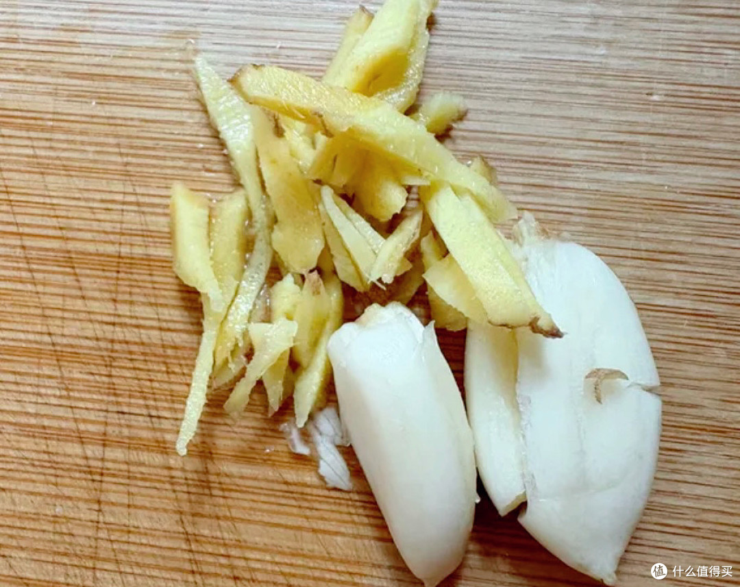 家传下酒菜|花蛤丝瓜煲:十几块鲜到跺脚,家常才是顶流