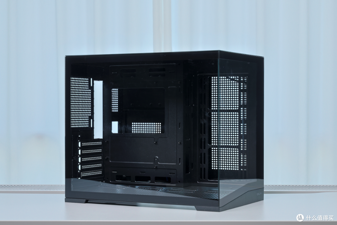 9850X3D+5080星曜+48G内存，预算2.4W+搞定黑色高性能海景房主机
