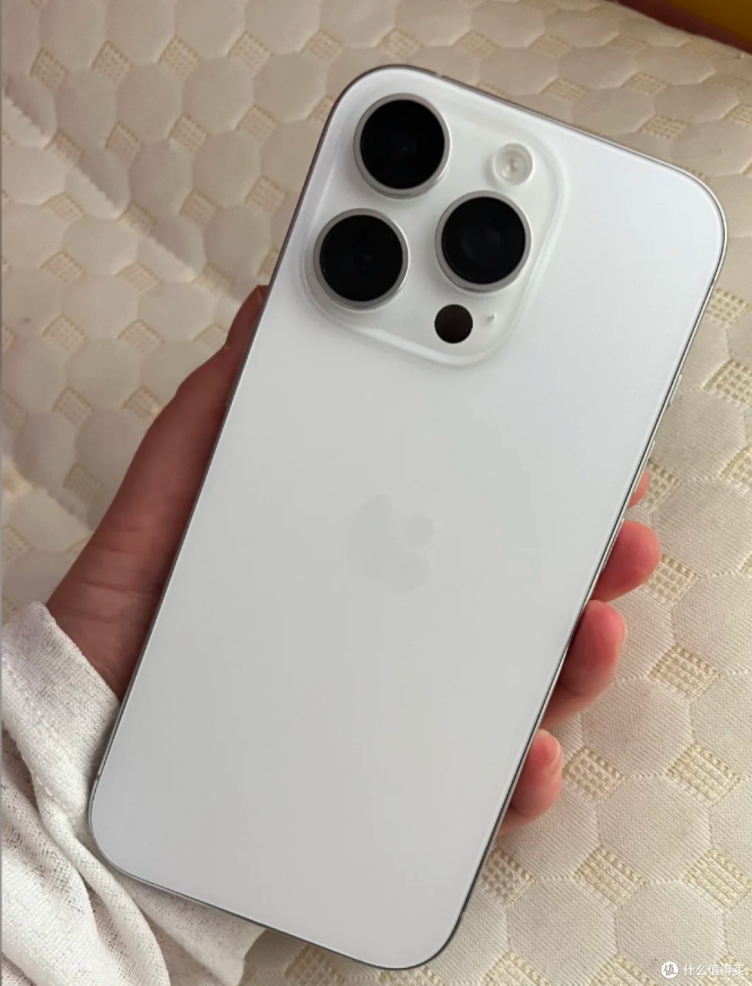 苹果 iPhone 16 现在值得买吗，聊聊真实使用体验