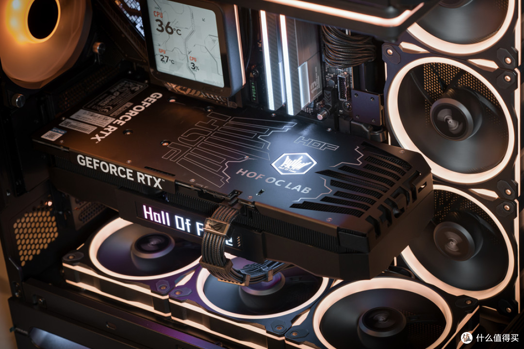 华硕 AP304_ROG X870E-E_阿斯加特女武神&ROG_影驰RTX 5070Ti HOF