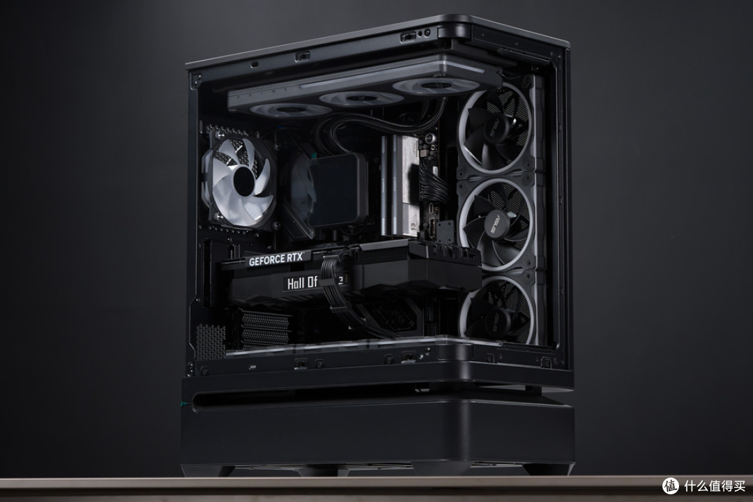 华硕 AP304_ROG X870E-E_阿斯加特女武神&ROG_影驰RTX 5070Ti HOF