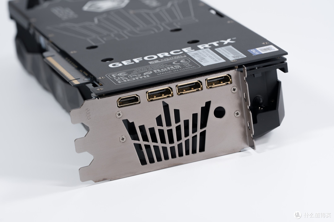 华硕 AP304_ROG X870E-E_阿斯加特女武神&ROG_影驰RTX 5070Ti HOF