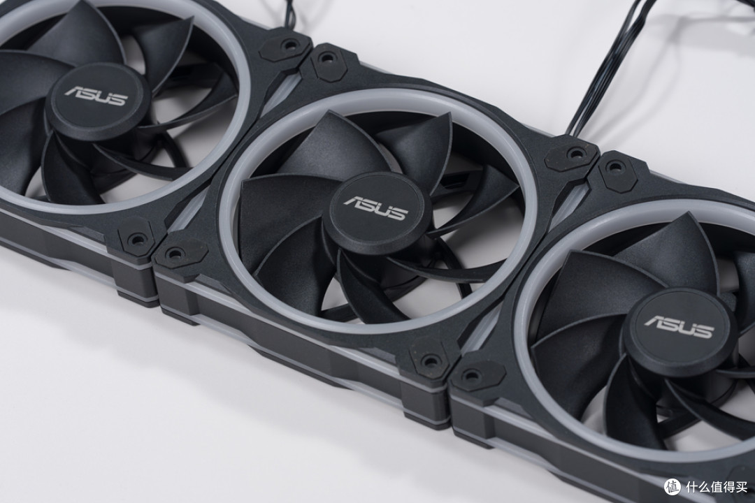 华硕 AP304_ROG X870E-E_阿斯加特女武神&ROG_影驰RTX 5070Ti HOF