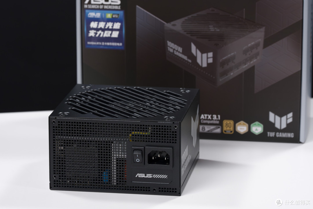 华硕 AP304_ROG X870E-E_阿斯加特女武神&ROG_影驰RTX 5070Ti HOF
