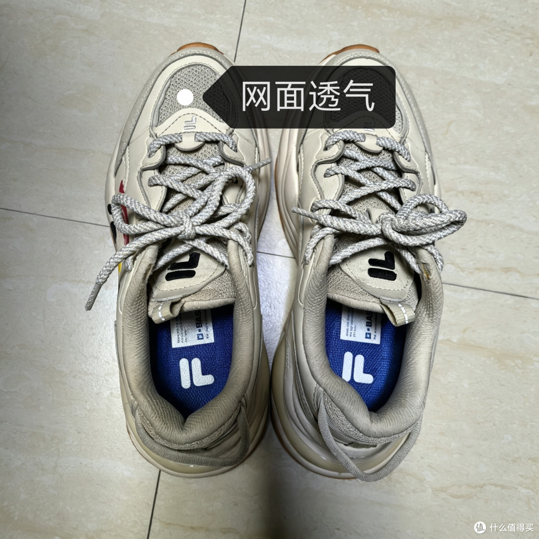 比运动鞋还能"腌"？夏天的洞洞鞋才是臭脚冠军