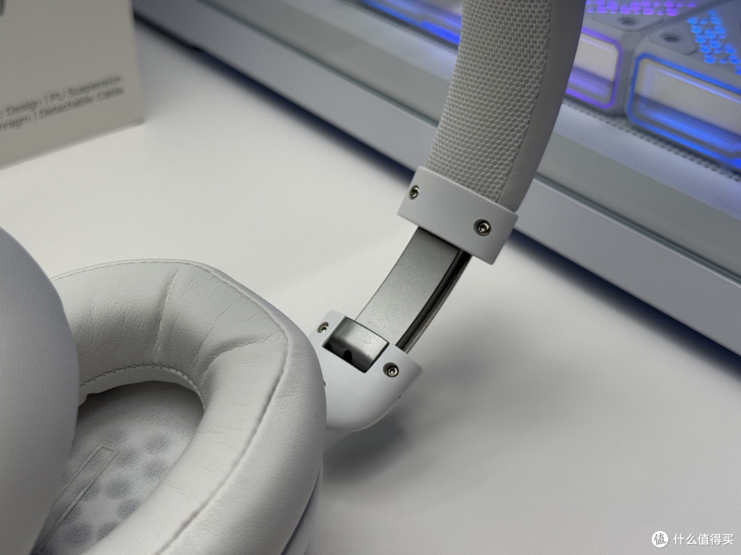 快400块的HIFI封闭头戴,竟然还是有线连接?艾巴索布朗尼