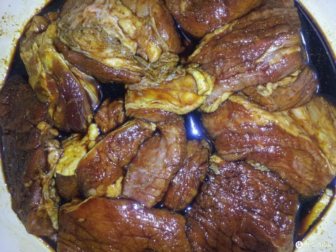 卤牛肉配花生,打工人深夜食堂?