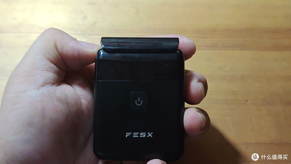 FESX剃须刀测评分享，进口五刀头硬核输出，200 元内往复式别错过