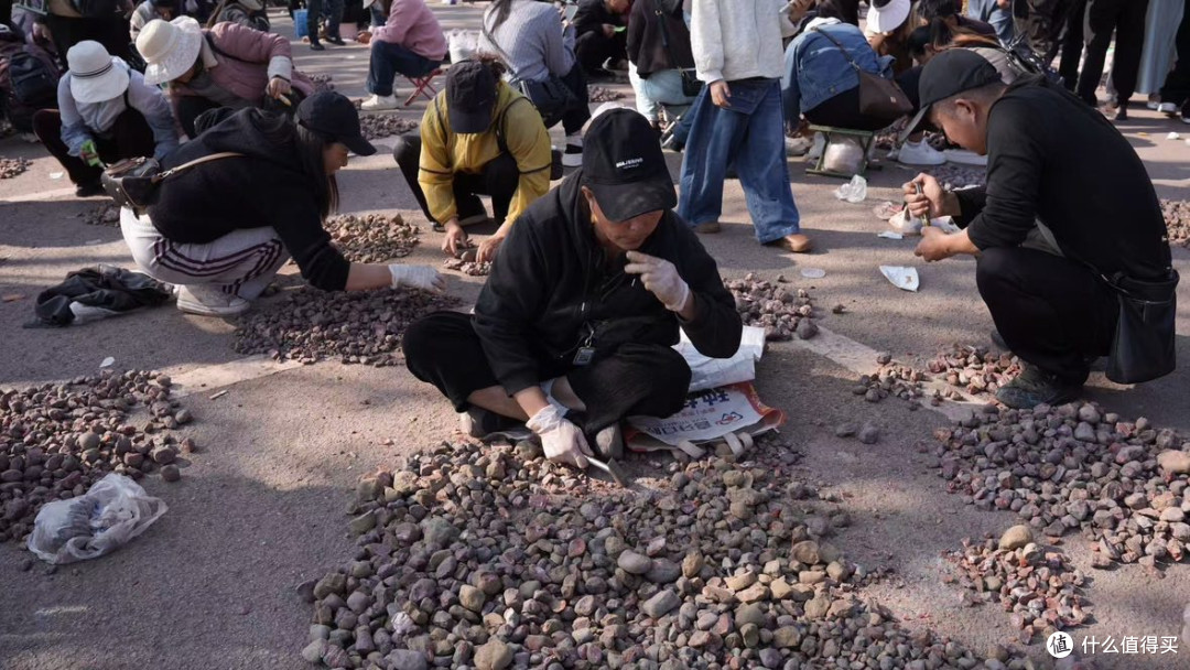 南红该去哪里买?不同渠道利弊与选购核心要点