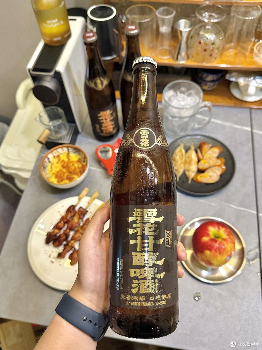 下班后通过小酌缓解疲惫