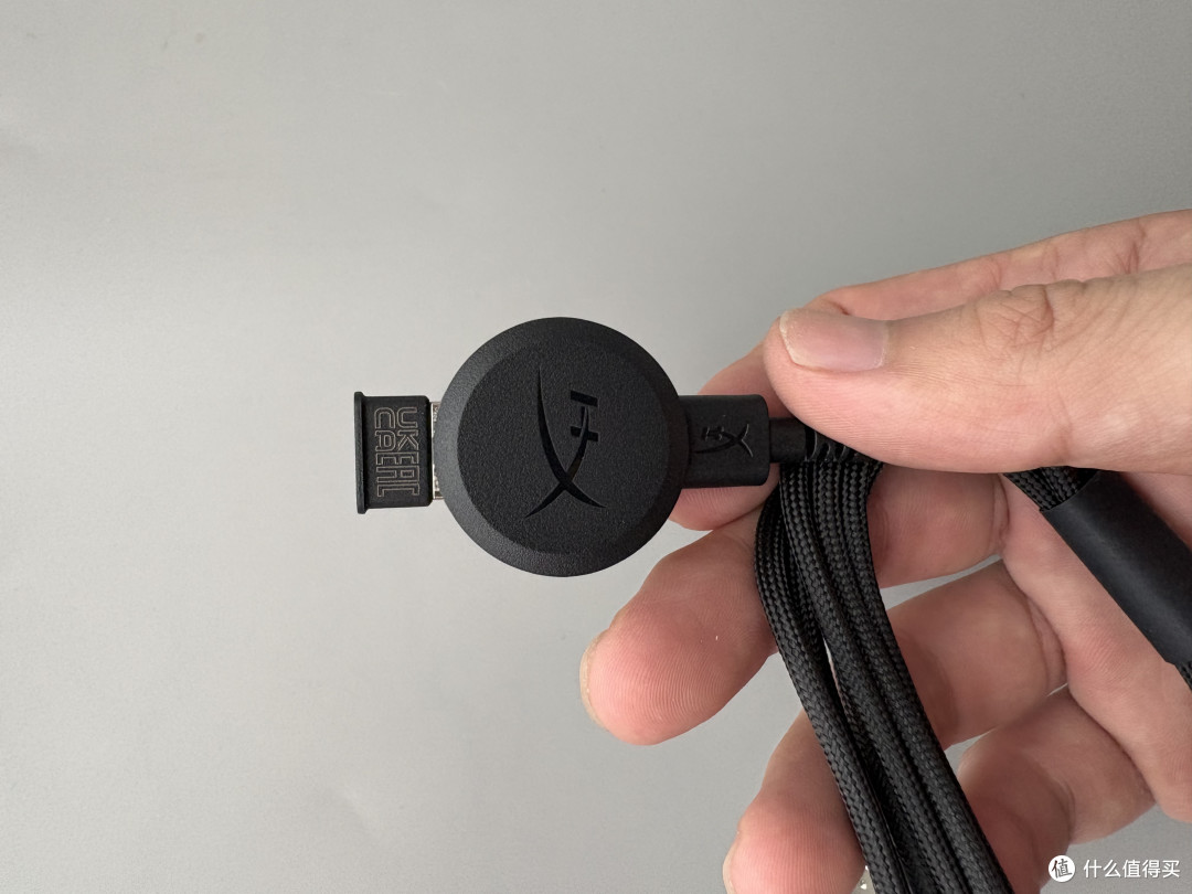 海淘了个HyperX Pulsefire Haste 2S鼠标，镁合金材质真是夯爆了
