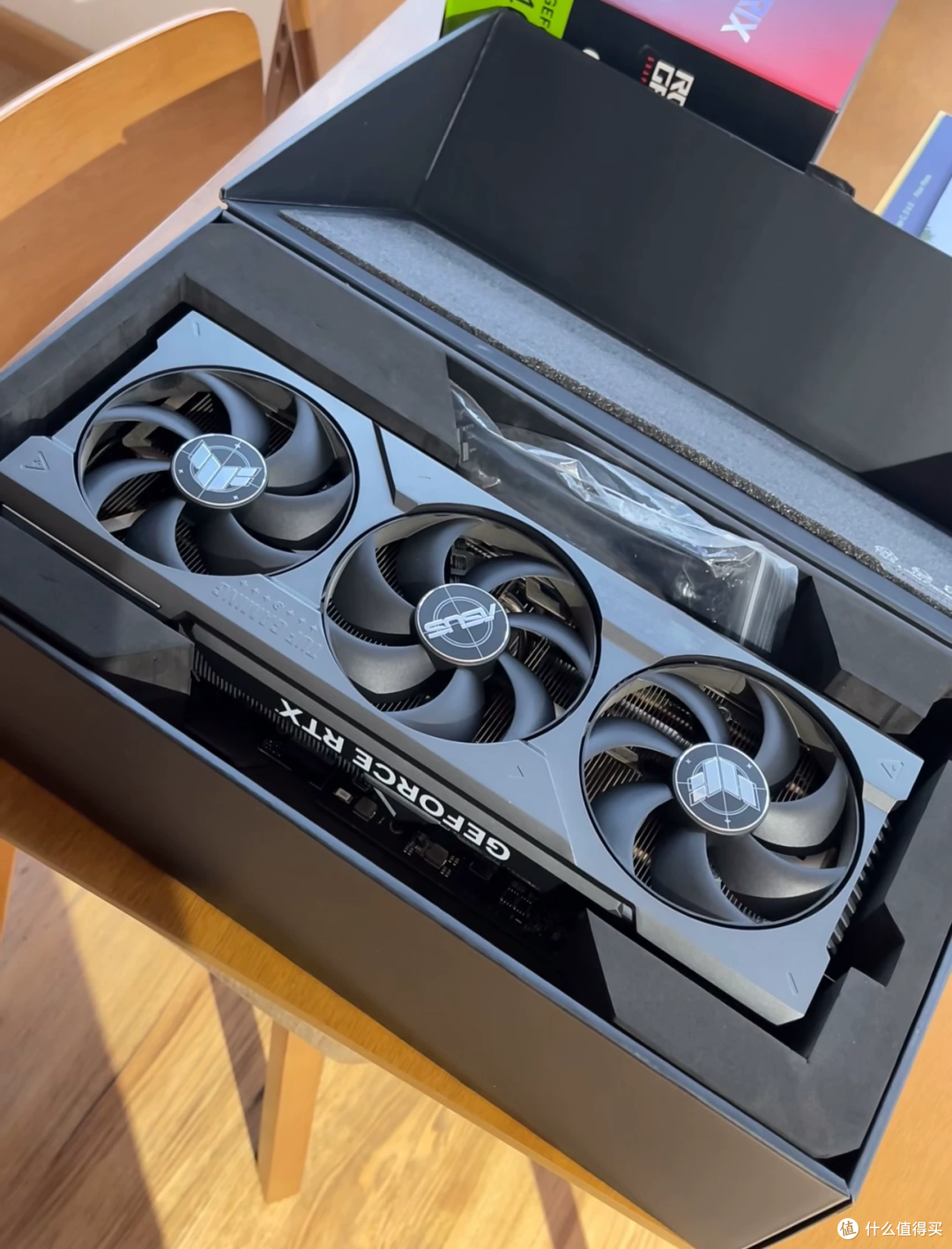 3699元华硕TUF RTX4090 24G显卡:不到二手价两成靠谱吗?