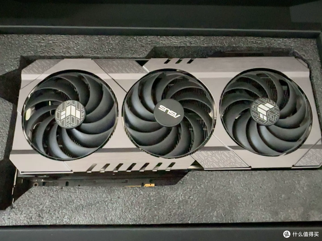 3699元华硕TUF RTX4090 24G显卡:不到二手价两成靠谱吗?