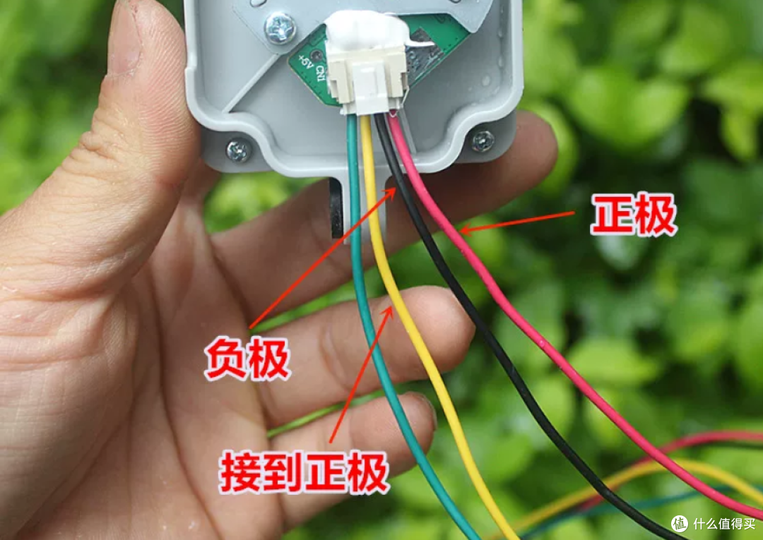 不到20元的移动桌面吸尘器支持DC/Type-C/电池供电
