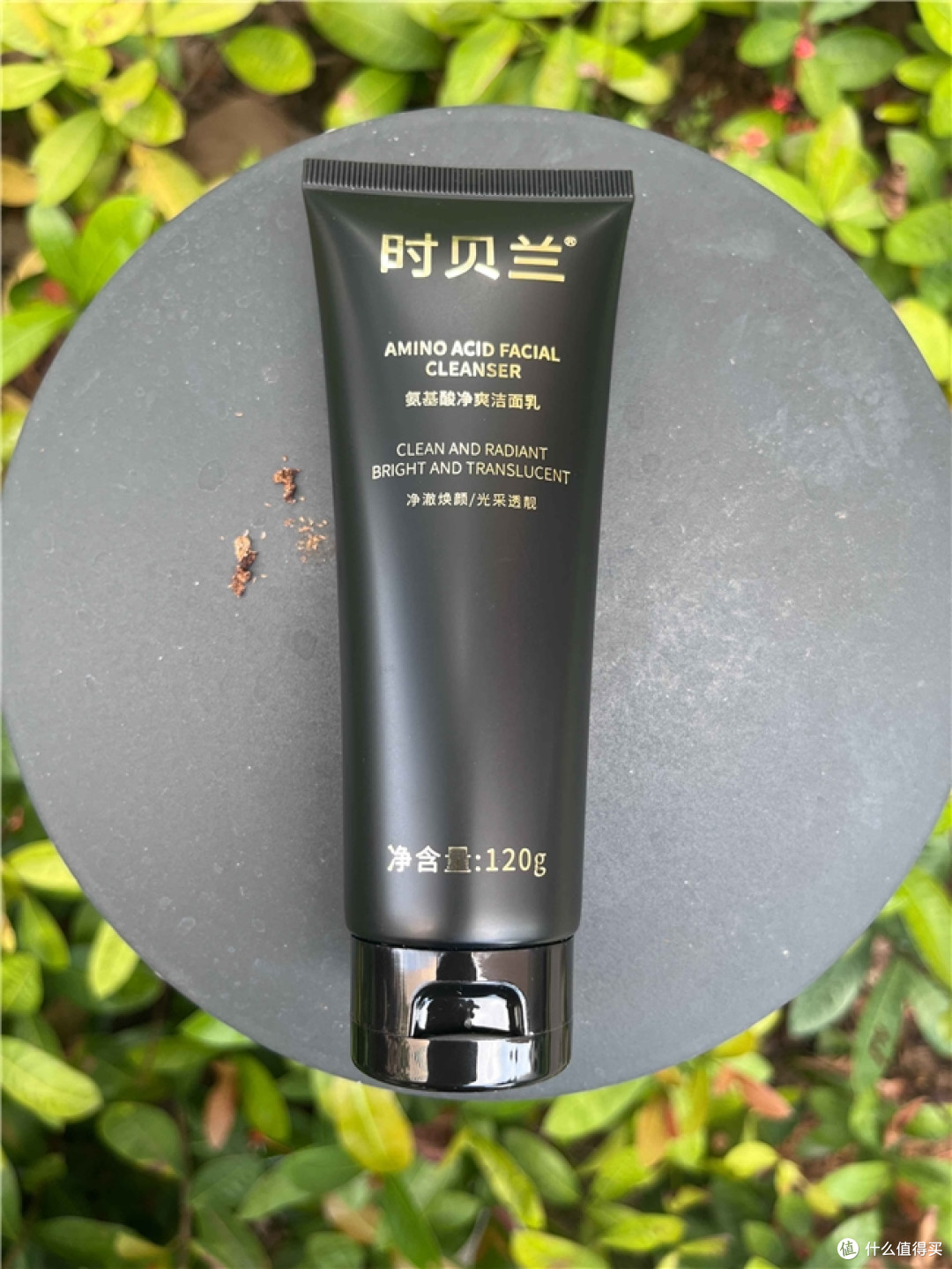 青春期后还在反复爆痘?油痘肌的祛痘洗面奶这样挑