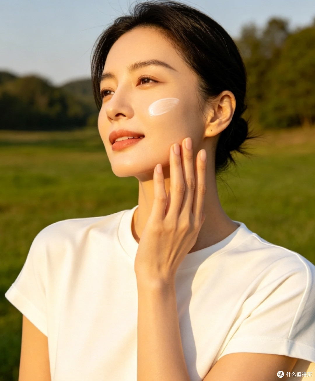 黄黑皮通勤军训防晒霜哪个牌子好用?美白隔离这样挑不踩雷
