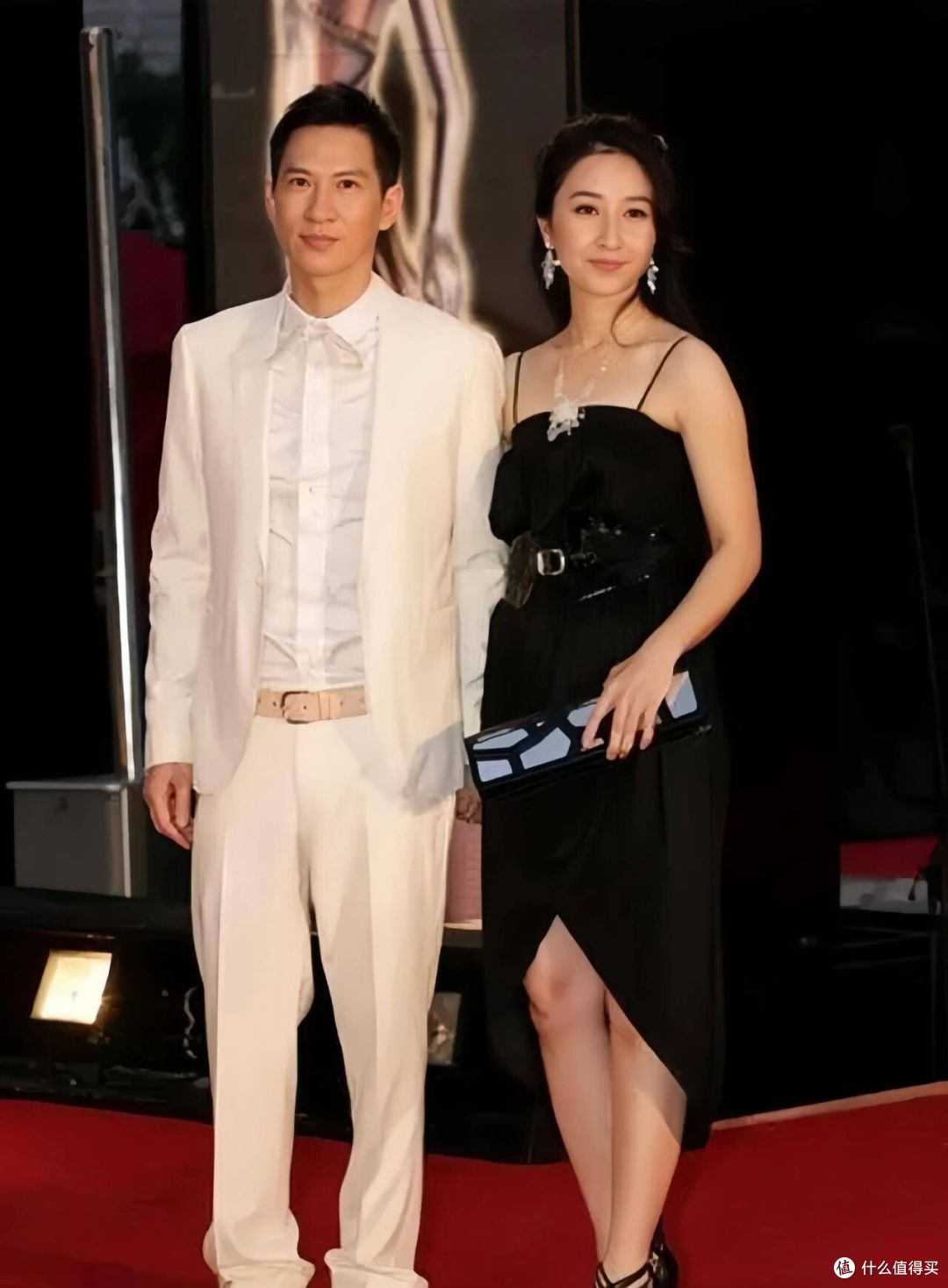 买菜只穿59块球鞋，TVB第一视后关咏荷：活成最松弛的普通人
