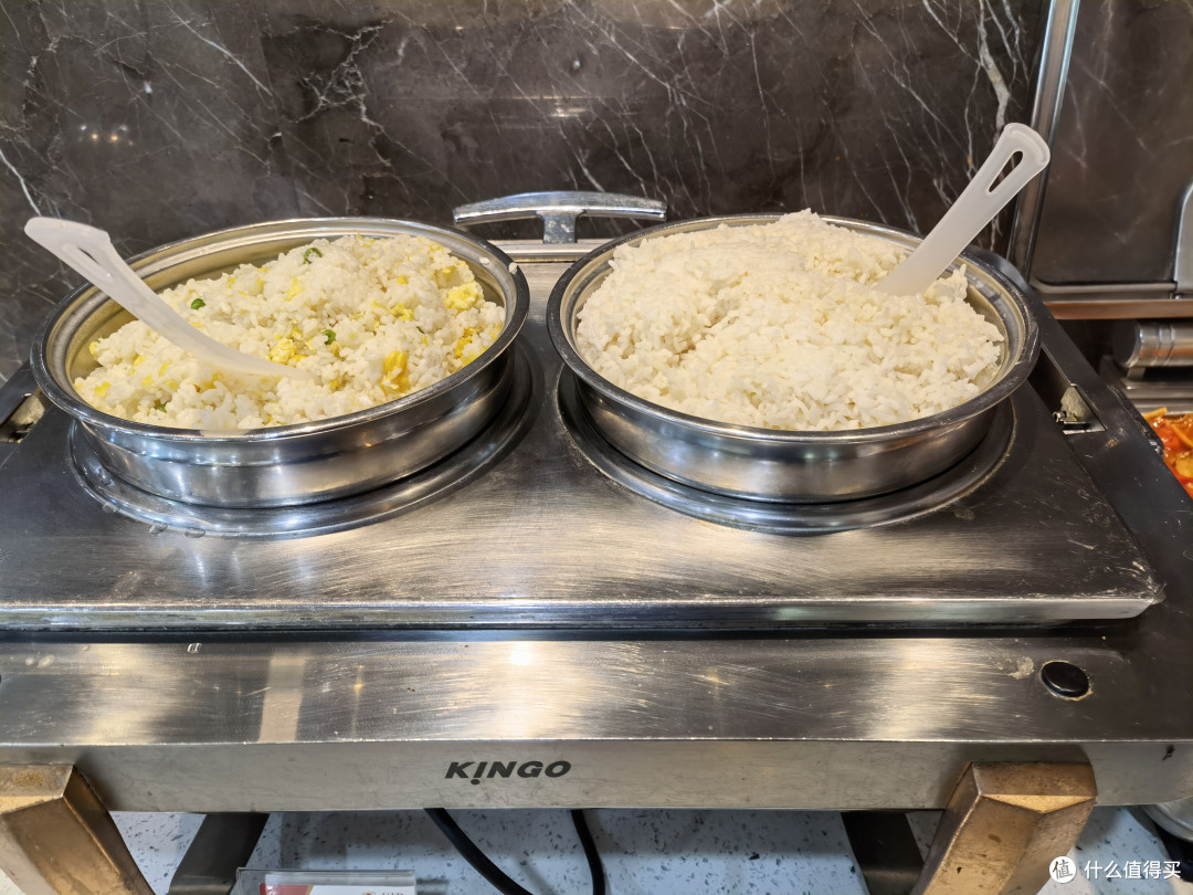 除了白米饭外，还有蛋炒饭