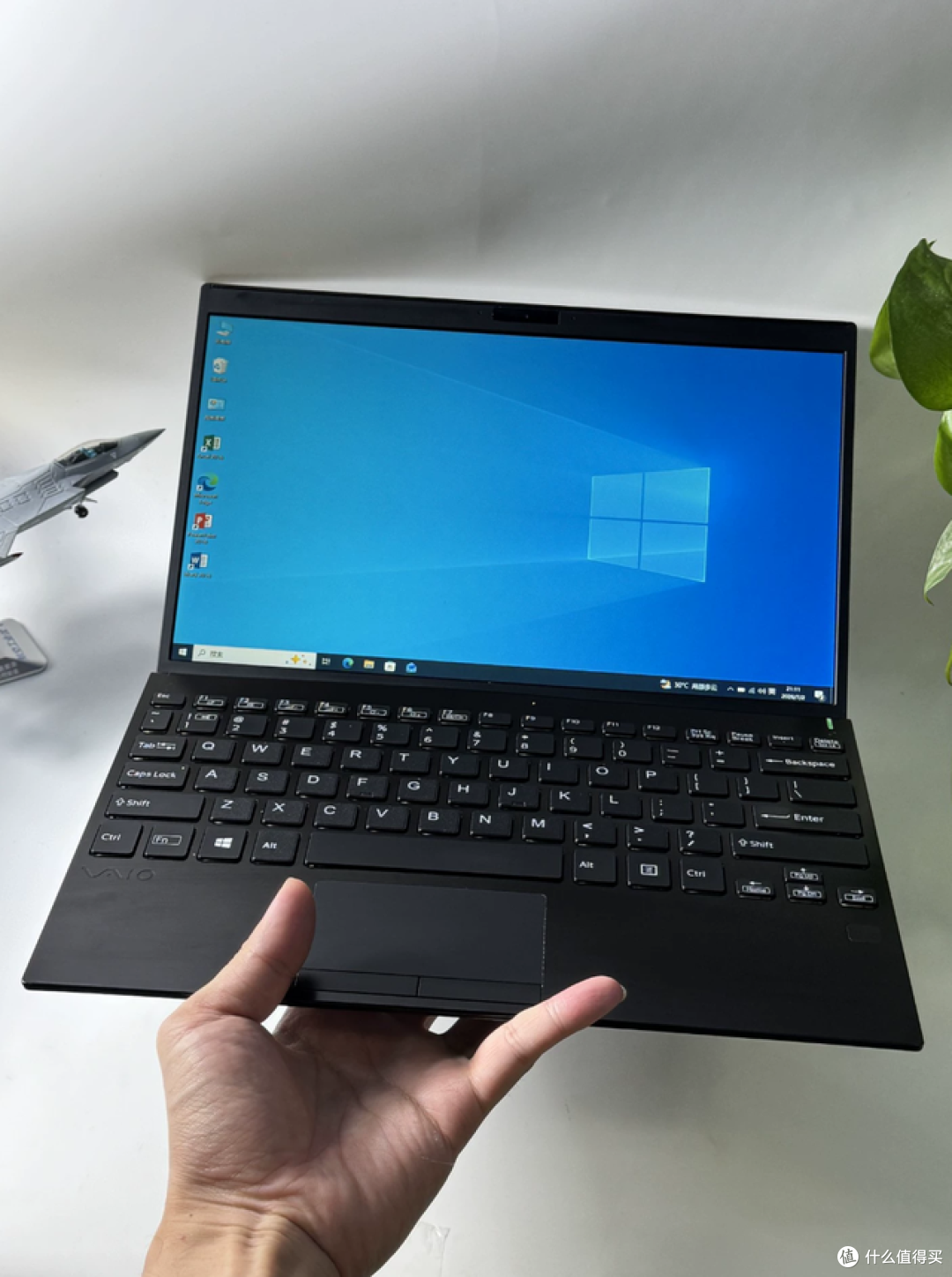 二手鱼塘流入索尼VAIO SX12笔记本！碳纤维机身+10代i7能冲吗？