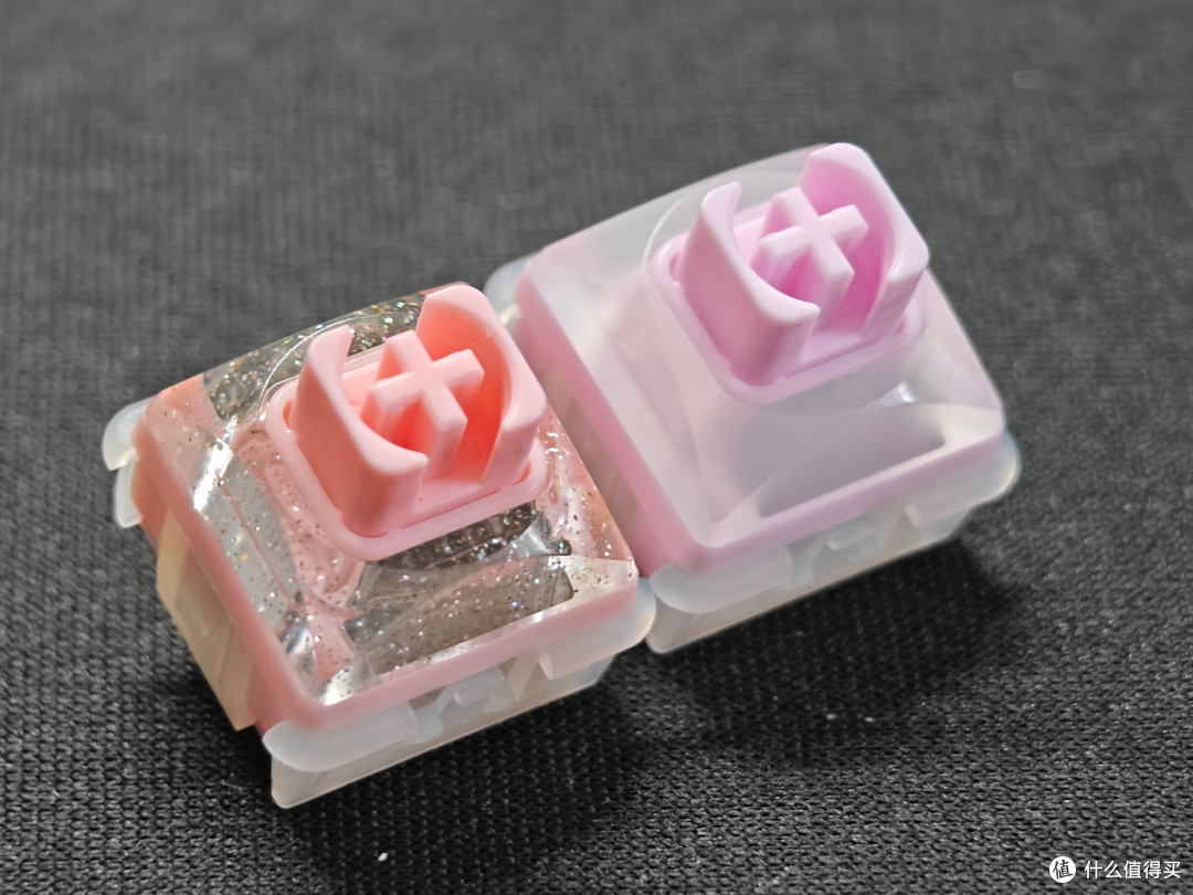 也是10块钱1颗？CK75HE搭载的豹富粉磁轴值不值？