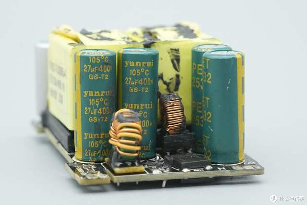 拆解影翎 65W 赛博朋克氮化镓看看到底值不值