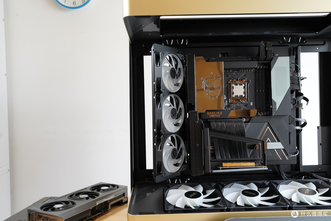 4000元的旗舰机箱啥特色?微星MEG MAESTRO 900R超神机箱装机分享