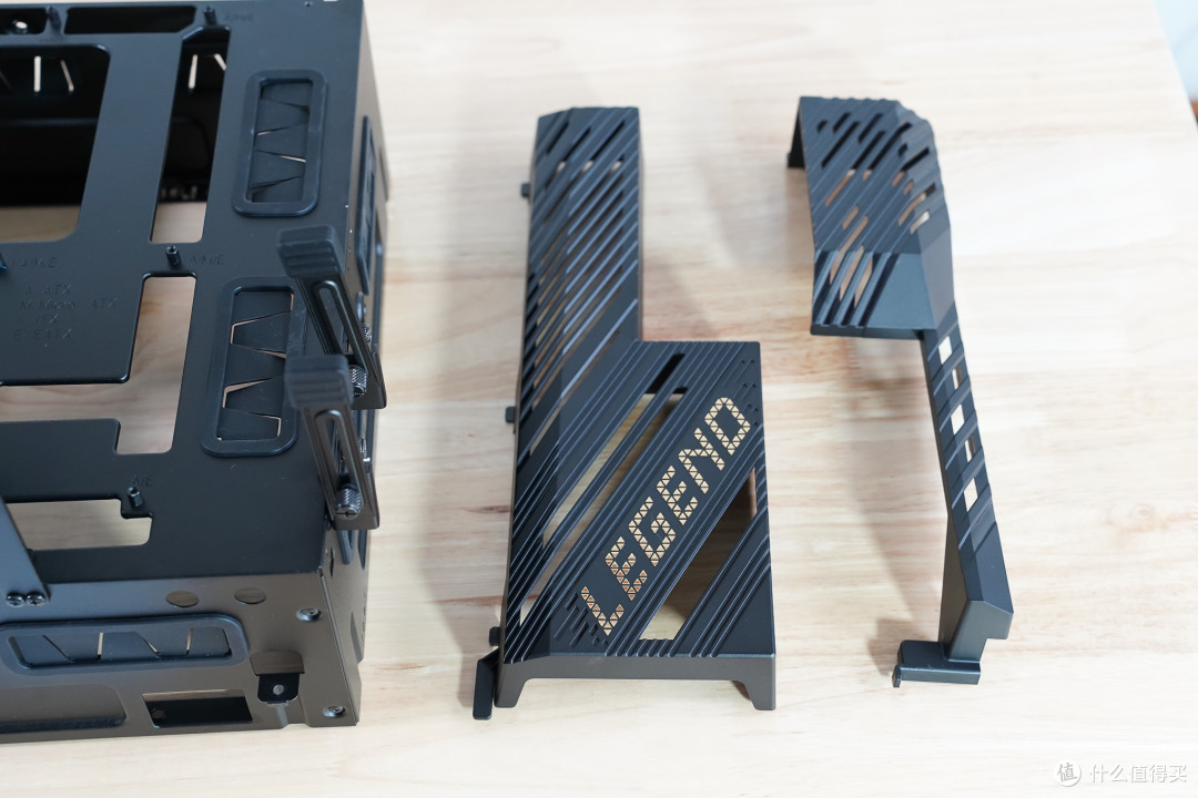 4000元的旗舰机箱啥特色?微星MEG MAESTRO 900R超神机箱装机分享