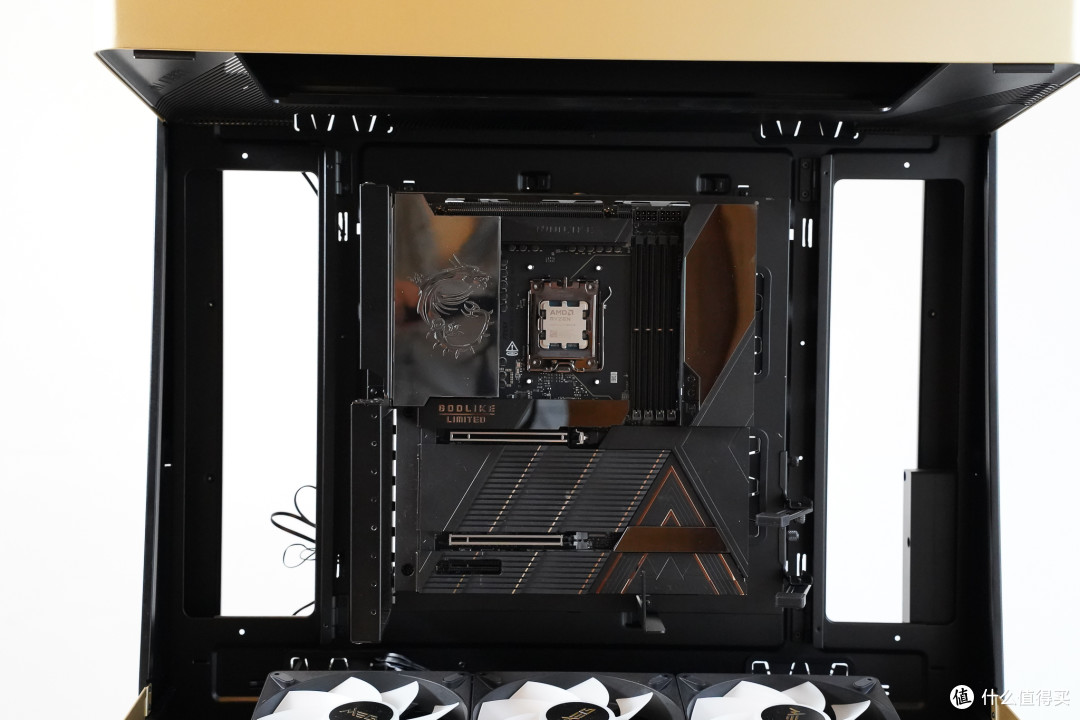 4000元的旗舰机箱啥特色?微星MEG MAESTRO 900R超神机箱装机分享
