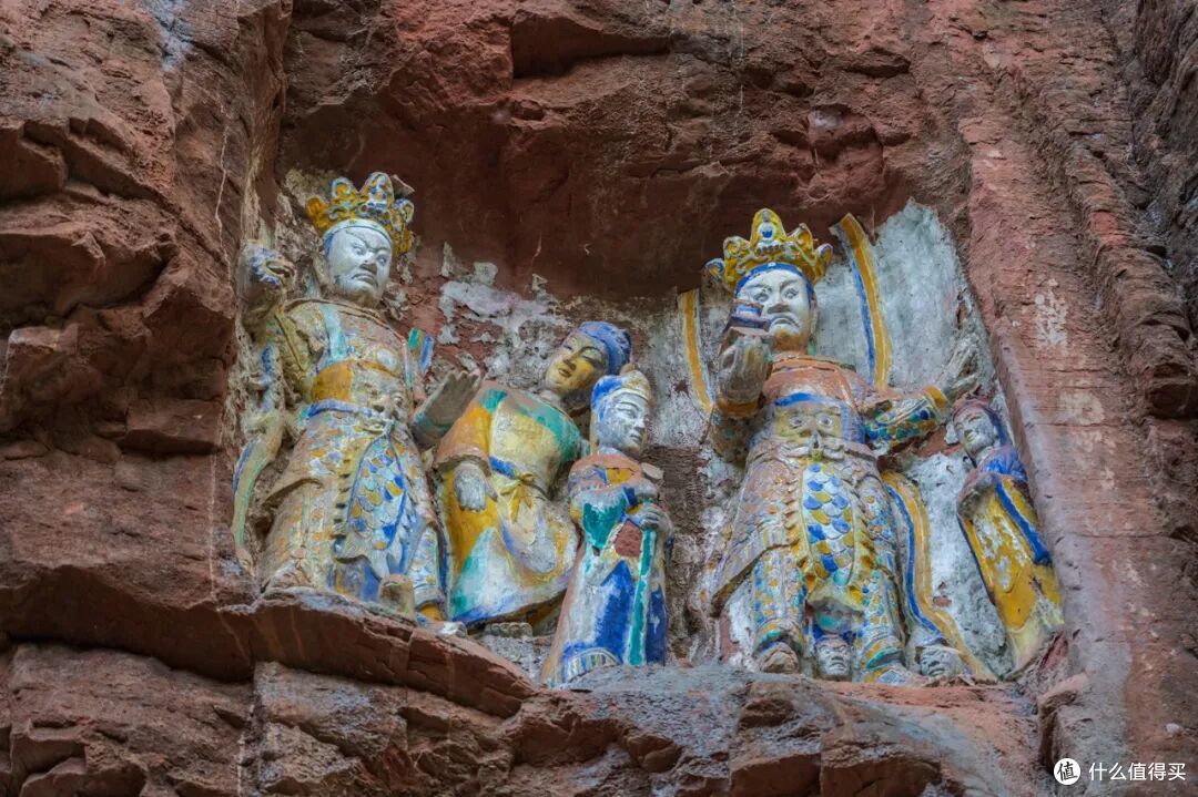 挤腻了大热门不如来这座冷门小城,好山好水好好吃,游客比成都少